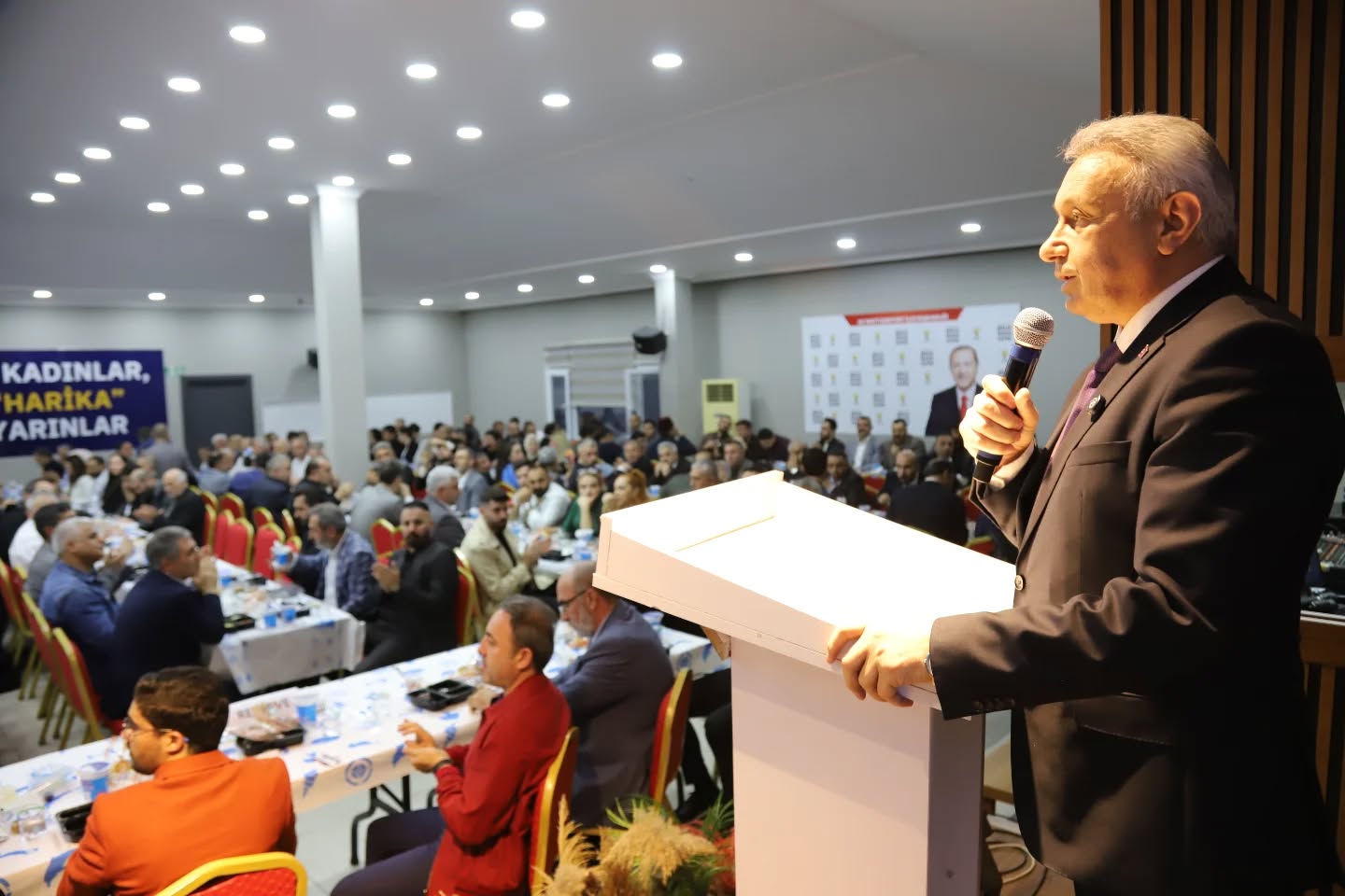 AK PARTİ ESENYURT STK’LARI İFTARDA AĞIRLADI