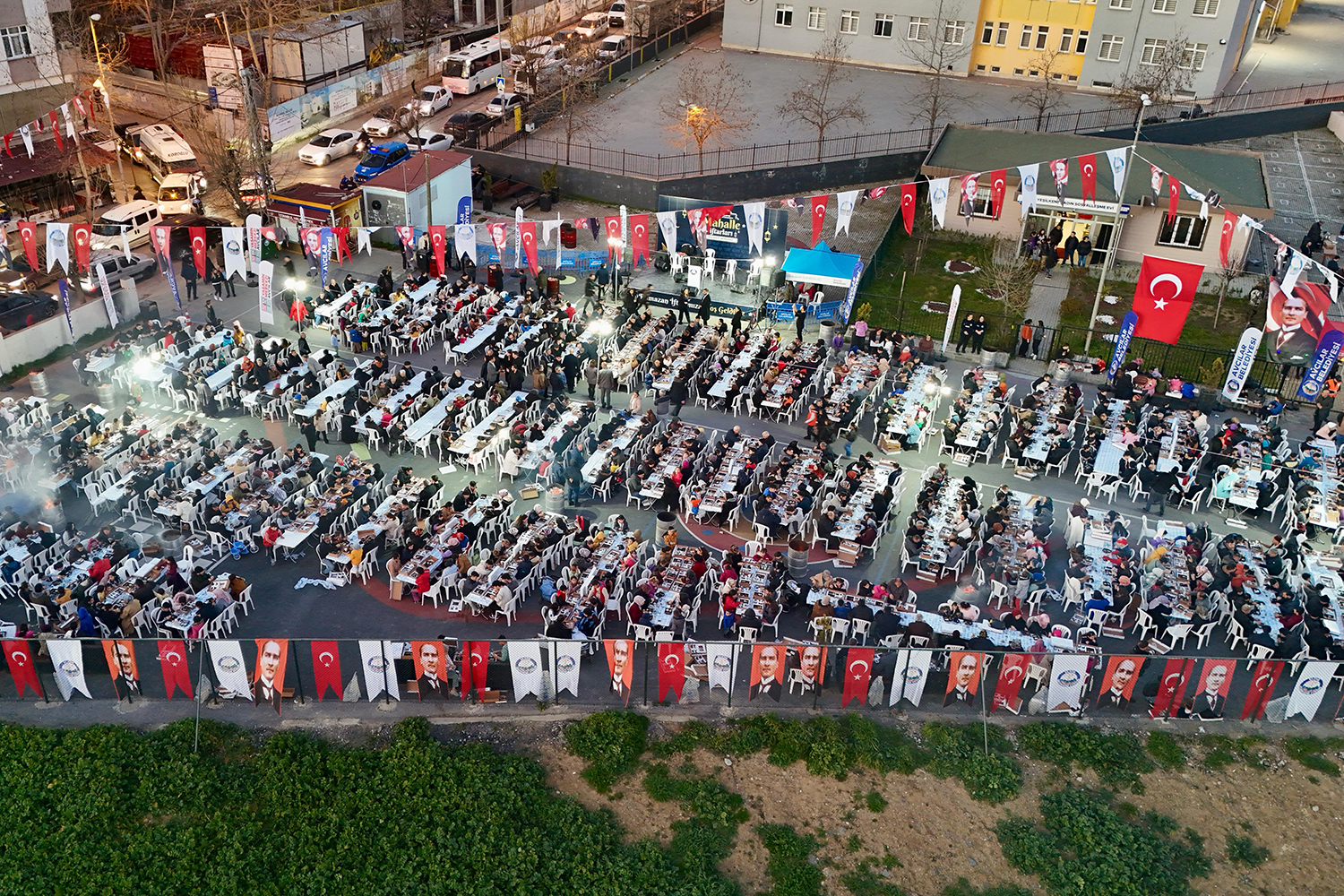 AVCILAR’DA BİNLER AYNI SOFRADA BULUŞTU