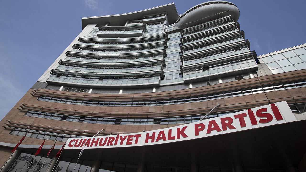 CHP, 6 Nisan’da olağanüstü kurultaya gidiyor