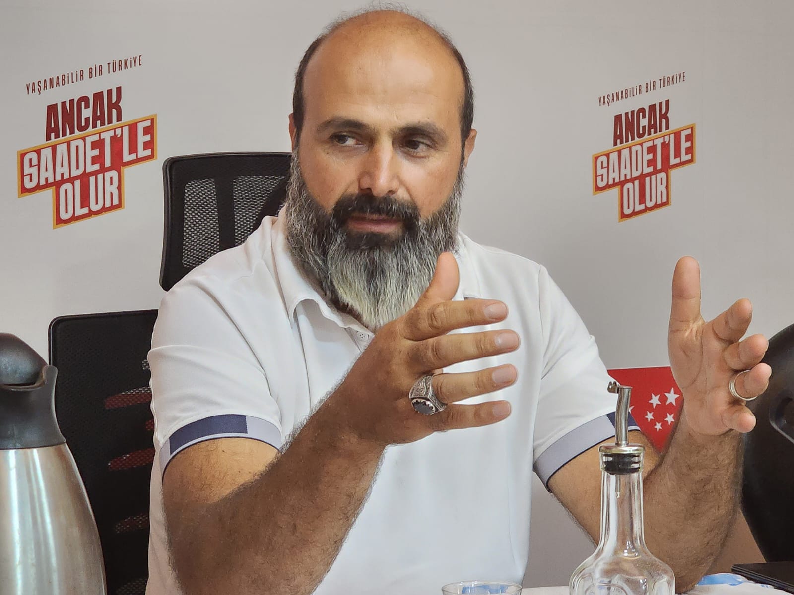 KEMAL AYGÜN GAZETECİLERİ SEBEPSİZ YERE TOPLADI!