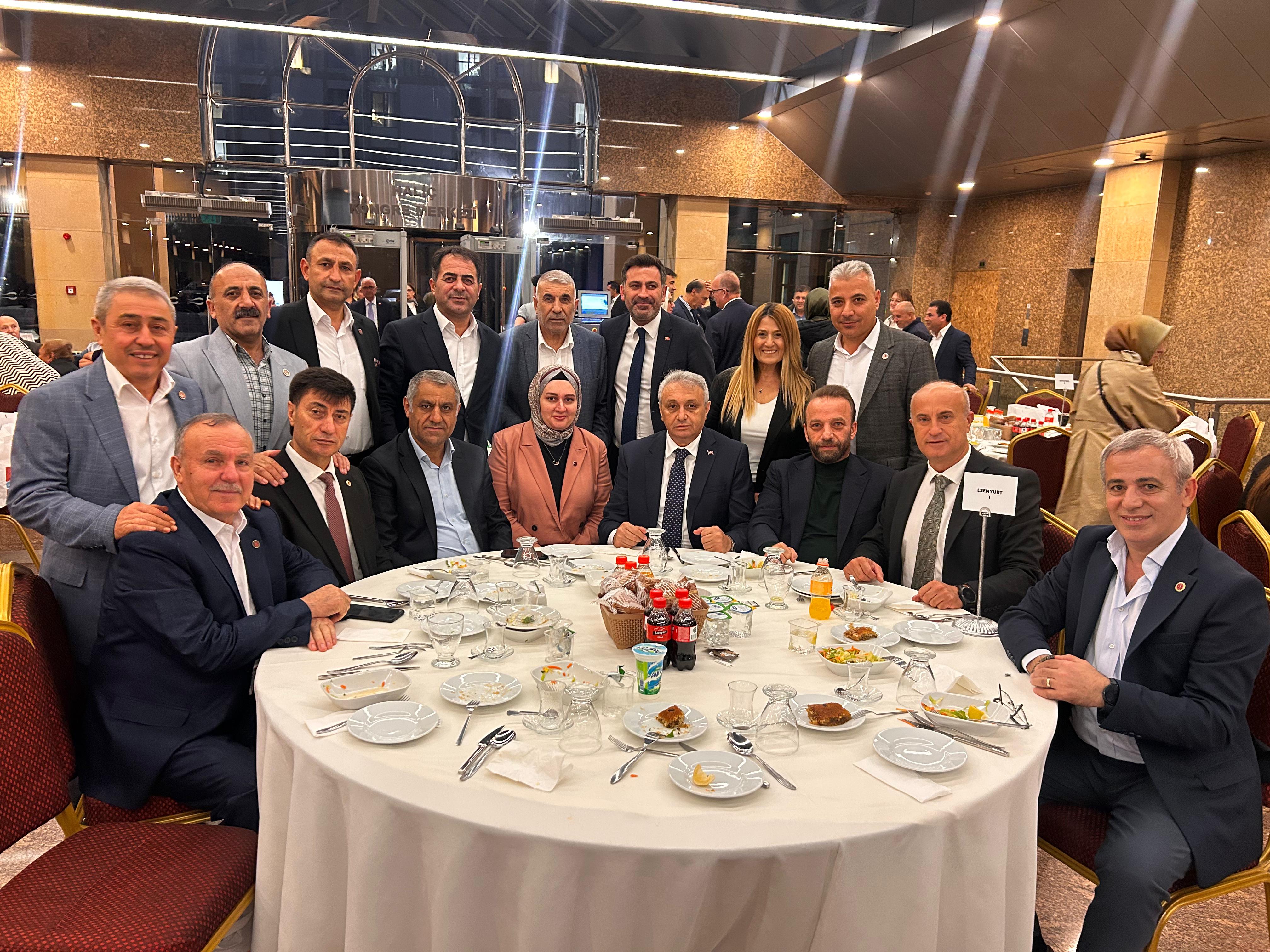 AK Parti İstanbul’da Muhtarlar Günü’ne özel buluşma